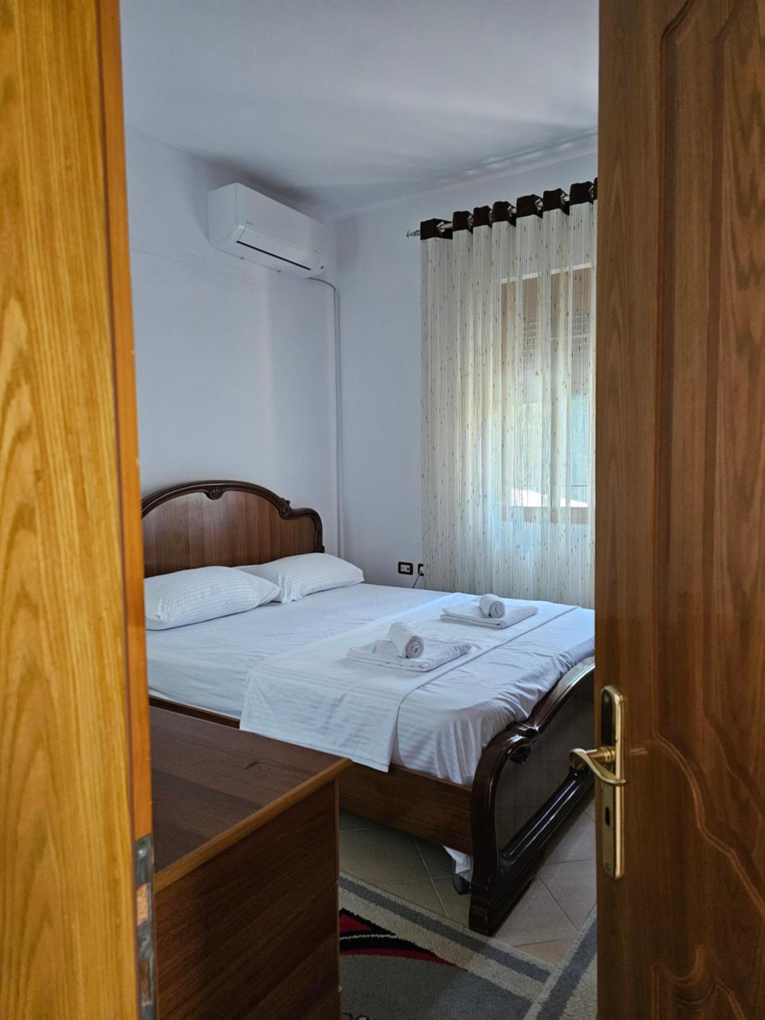 Guesthouse Iljaz Berat Exterior photo